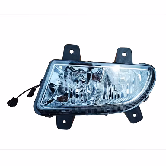 Wg9719720025 Wg9719720026 24V luz de nevoeiro luz de nevoeiro para peças sobressalentes de caminhão Sinotruk HOWO Steyr Sitrak peças de caminhão lâmpada principal luz LED